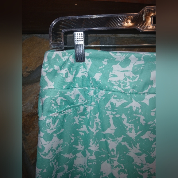Adidas Primegreen Women's Aqua Patterned Active Skort Medium - Picture 3 of 8